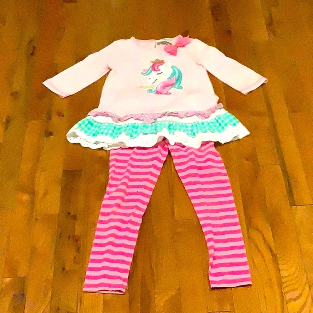 Clothes, girl size small